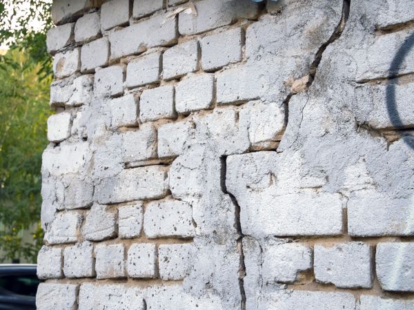 Cracked Brick Wall Repair in Bowie